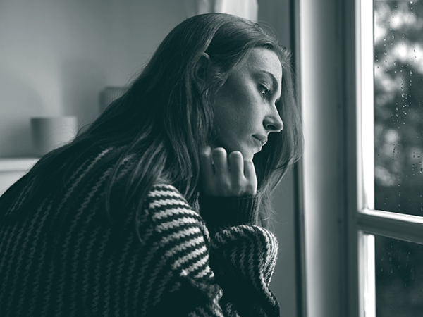 Signs of seasonal affective disorder (SAD) in teens