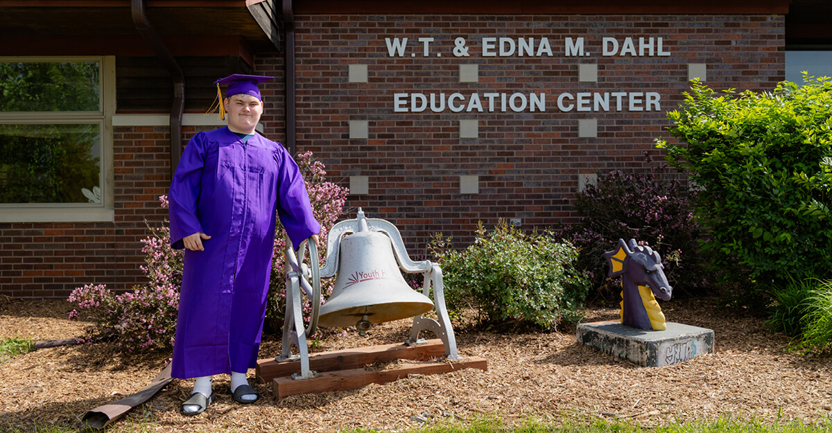 Ellipsis Iowa helps youth graduate